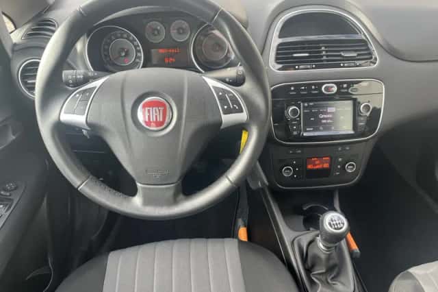 Fiat Punto (2019) thumbnail 28