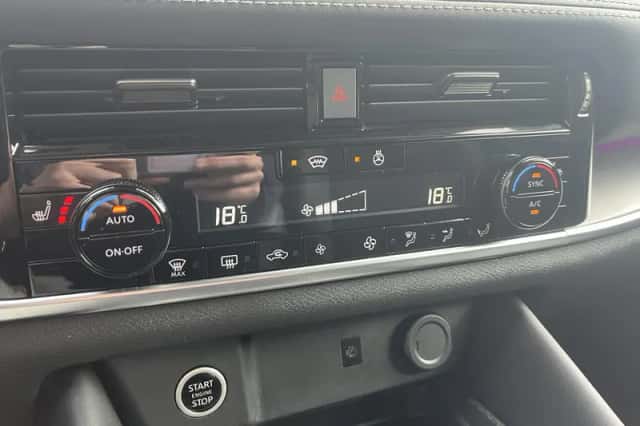 Nissan Qashqai (2024) thumbnail 12