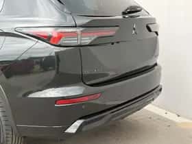 Mitsubishi Outlander (2026) thumbnail 32