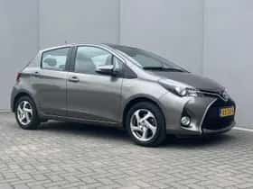 Toyota Yaris (2016) thumbnail 18