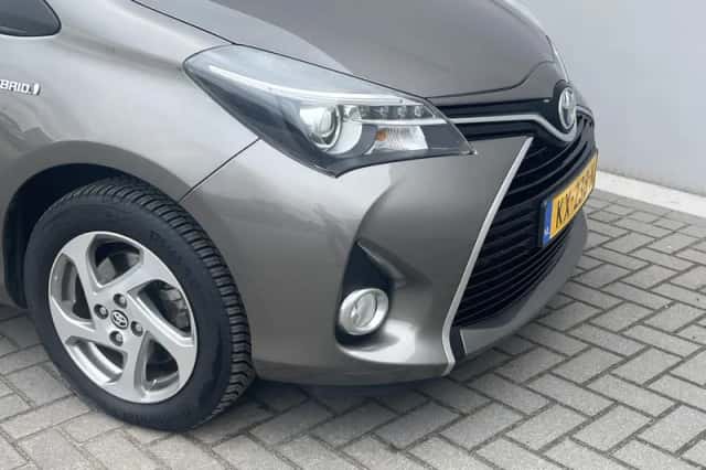 Toyota Yaris (2016) thumbnail 29