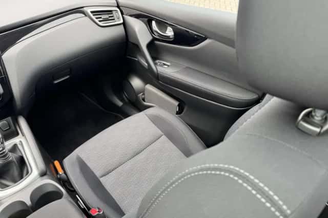 Nissan Qashqai (2016) thumbnail 22