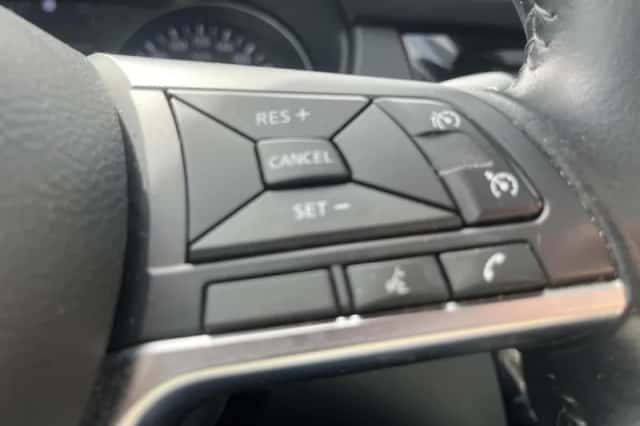 Nissan Qashqai (2019) thumbnail 11