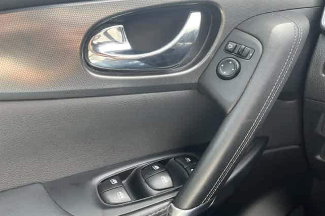 Nissan Qashqai (2019) thumbnail 14