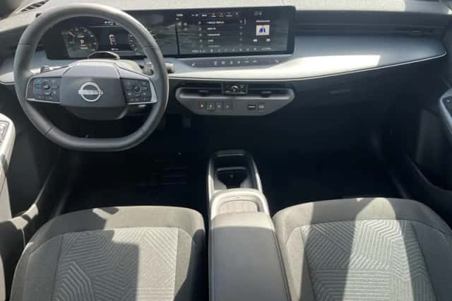 Nissan Leaf (2026) thumbnail 2