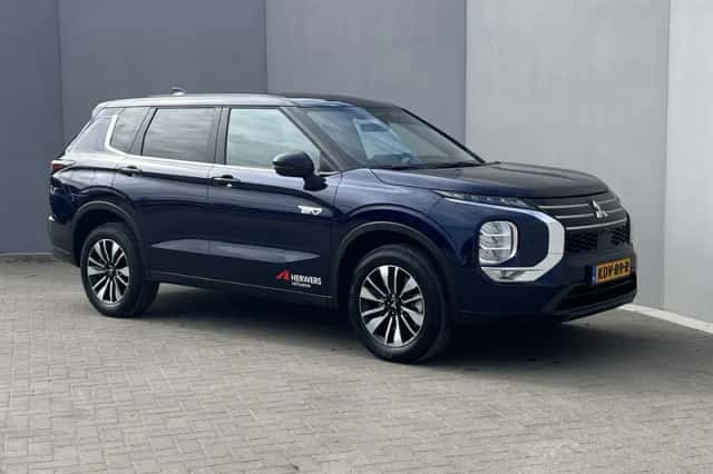 Mitsubishi Outlander (2026) thumbnail 18