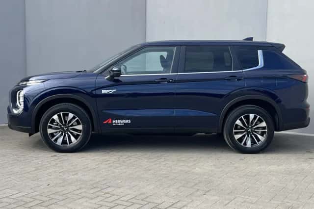 Mitsubishi Outlander (2026) thumbnail 9