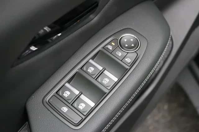 Mitsubishi Eclipse Cross (2026) thumbnail 11