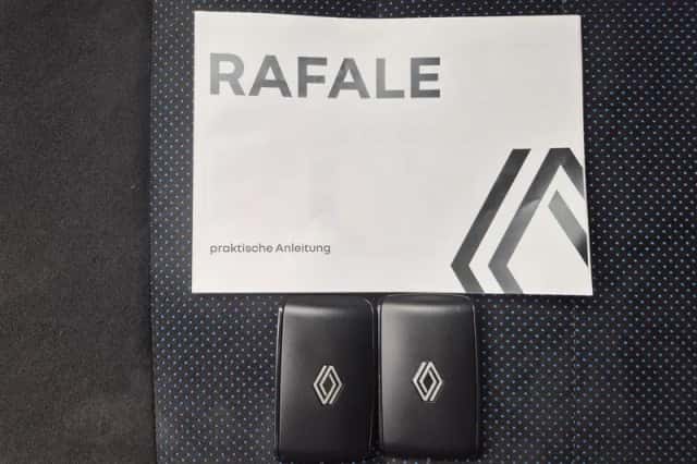 Renault Rafale (2025) thumbnail 8