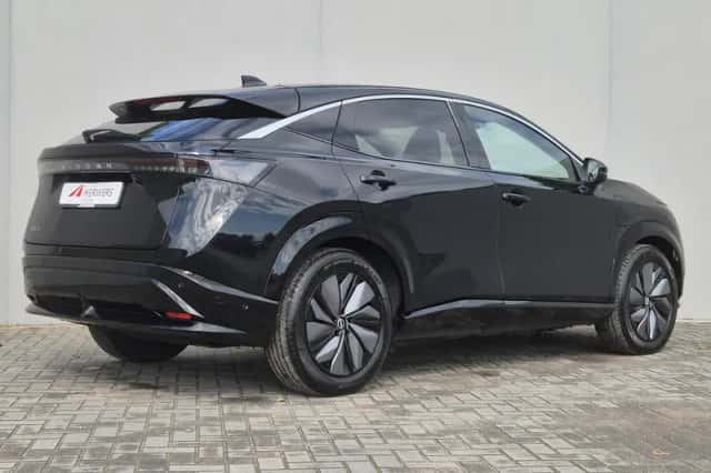 Nissan Ariya (2022) thumbnail 3