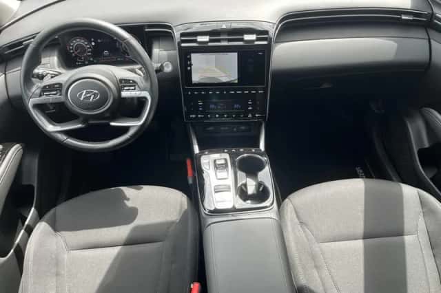 Hyundai Tucson (2022) thumbnail 2