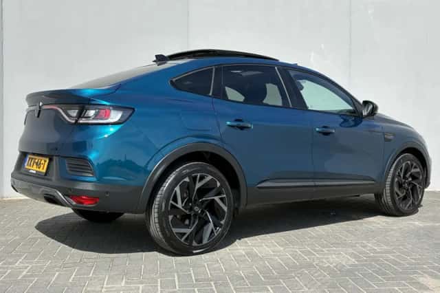 Renault Arkana (2024) thumbnail 3