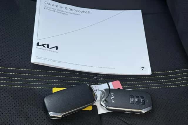 Kia EV6 (2024) thumbnail 5