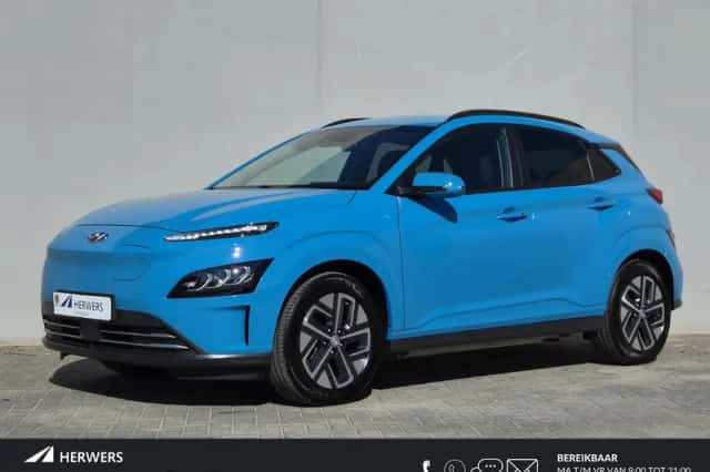 Hyundai Kona (2022) thumbnail 1