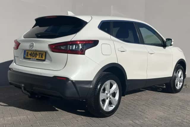 Nissan Qashqai (2019) thumbnail 3