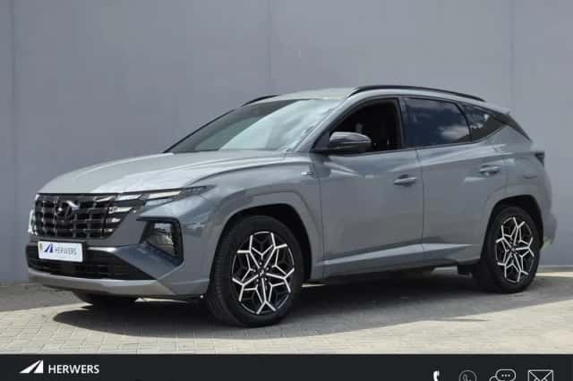 Hyundai Tucson (2022) thumbnail 1