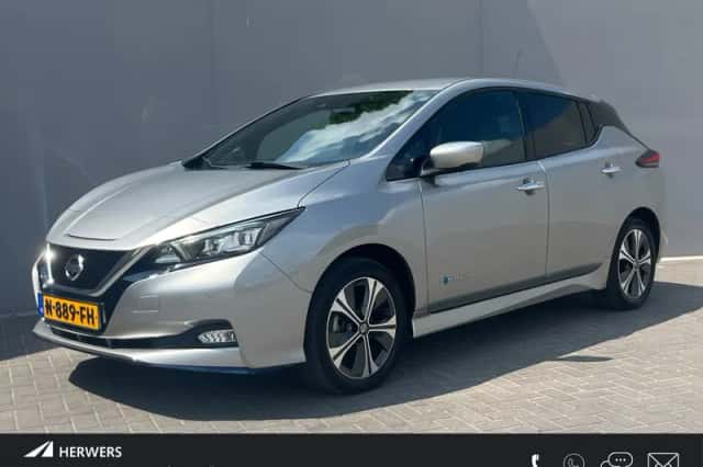 Nissan Leaf (2021) thumbnail 1