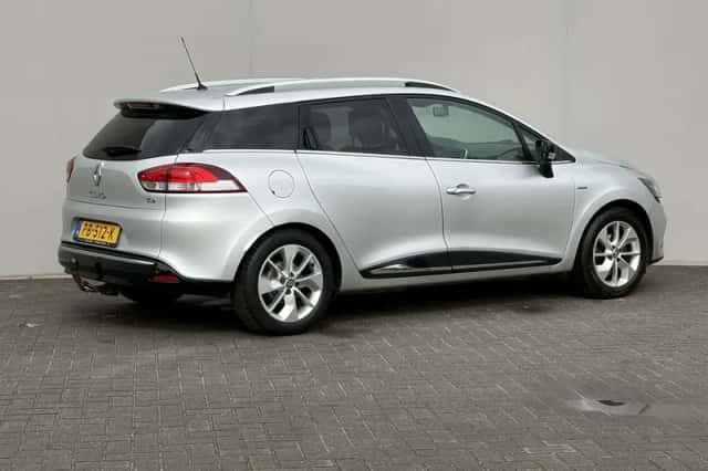 Renault Clio (2017) thumbnail 3