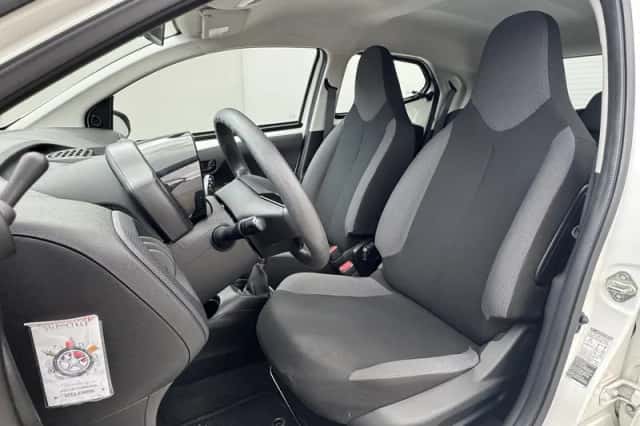 Toyota Aygo (2019) thumbnail 6
