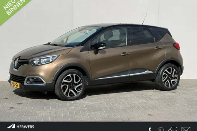 Renault Captur (2016) thumbnail 1
