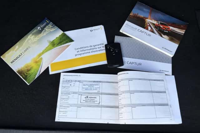 Renault Captur (2016) thumbnail 5