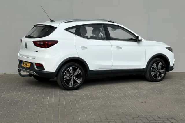 MG ZS (2021) thumbnail 3