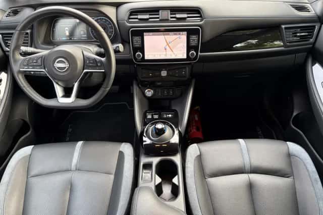 Nissan Leaf (2024) thumbnail 2