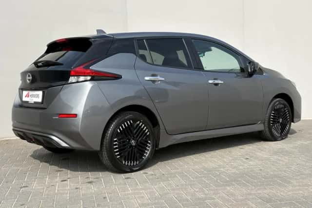 Nissan Leaf (2024) thumbnail 3