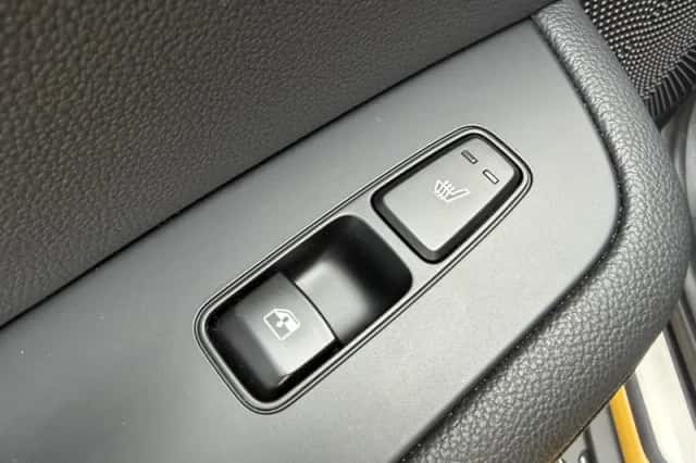Kia XCeed (2020) thumbnail 4