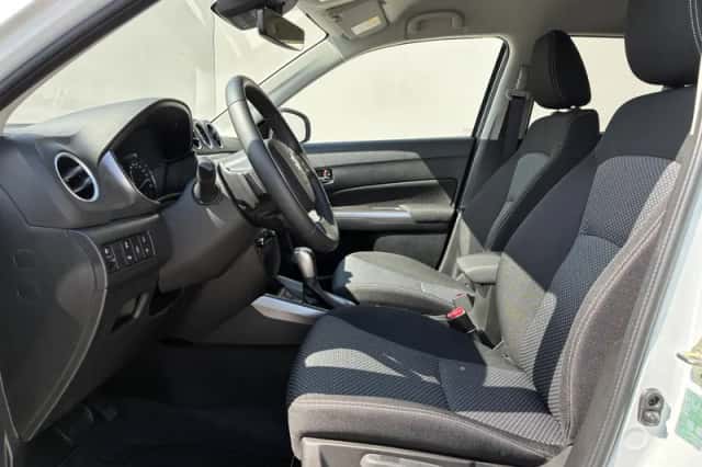Suzuki Vitara (2025) thumbnail 5
