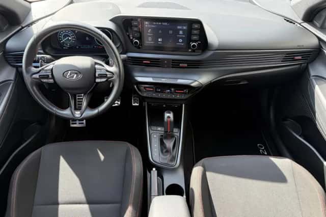 Hyundai i20 (2023) thumbnail 2