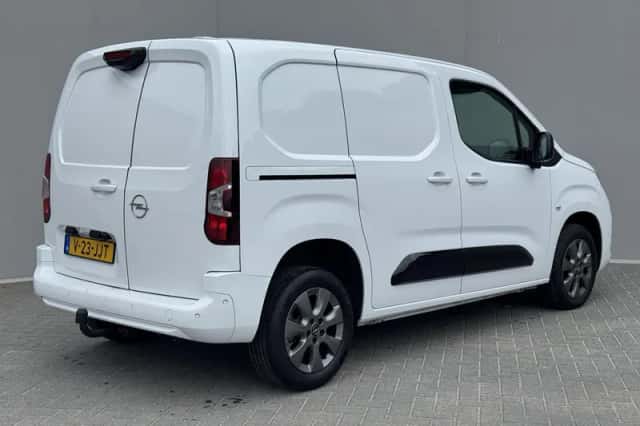 Opel Combo (2024) thumbnail 3
