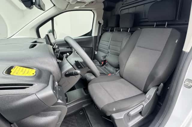 Opel Combo (2024) thumbnail 6
