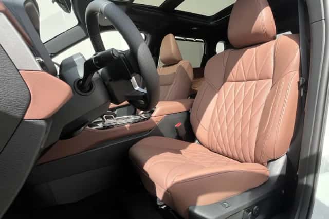Mitsubishi Outlander (2026) thumbnail 6