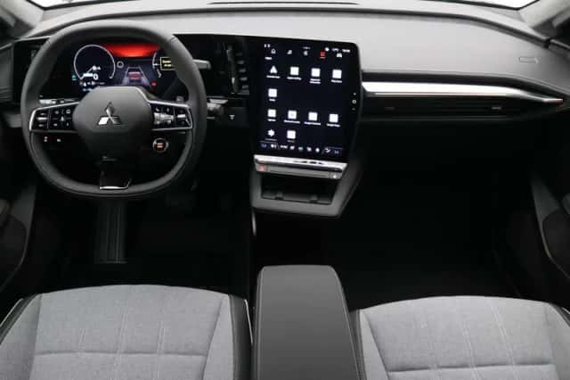Mitsubishi Eclipse Cross (2026) thumbnail 2