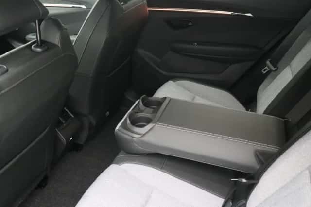 Mitsubishi Eclipse Cross (2026) thumbnail 6