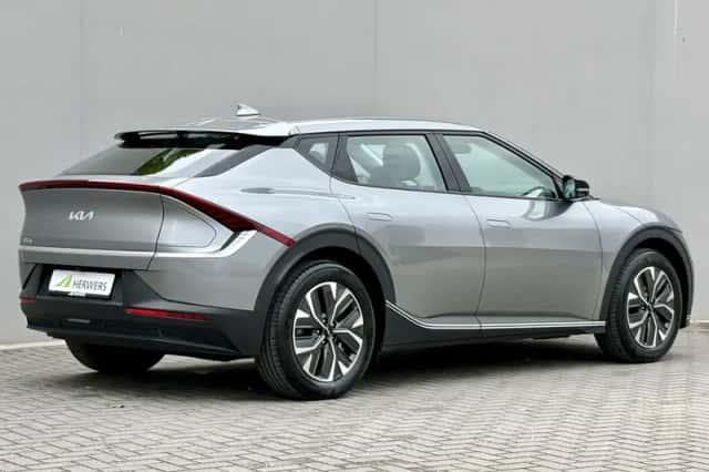 Kia EV6 (2025) thumbnail 3