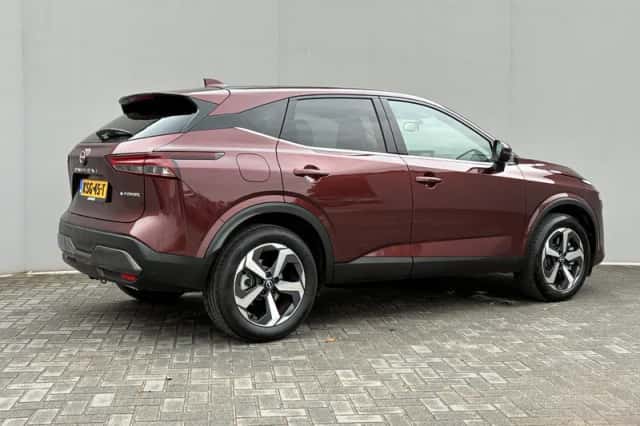 Nissan Qashqai (2024) thumbnail 3