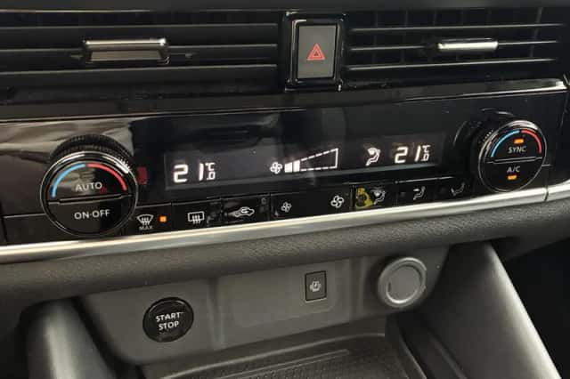 Nissan Qashqai (2024) thumbnail 5