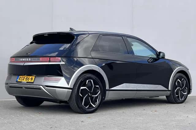 Hyundai Ioniq 5 (2022) thumbnail 3