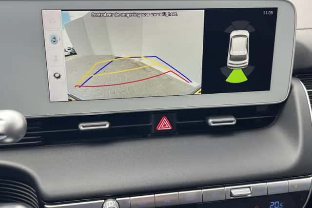 Hyundai Ioniq 5 (2022) thumbnail 6
