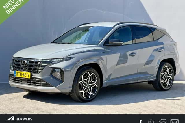 Hyundai Tucson (2023) thumbnail 1