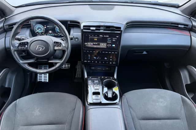 Hyundai Tucson (2023) thumbnail 2
