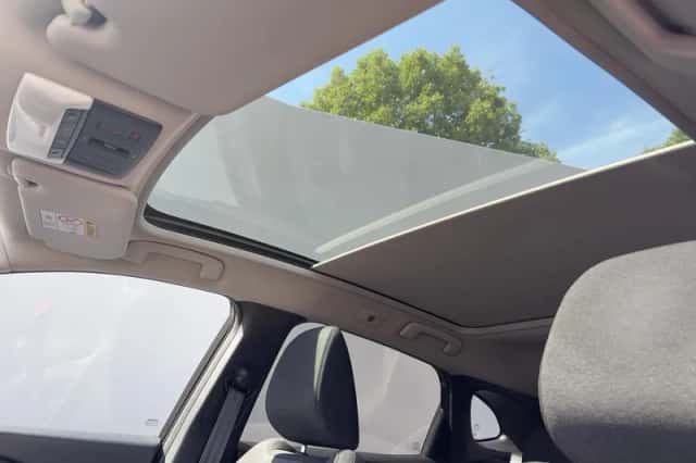 Nissan Qashqai (2021) thumbnail 4
