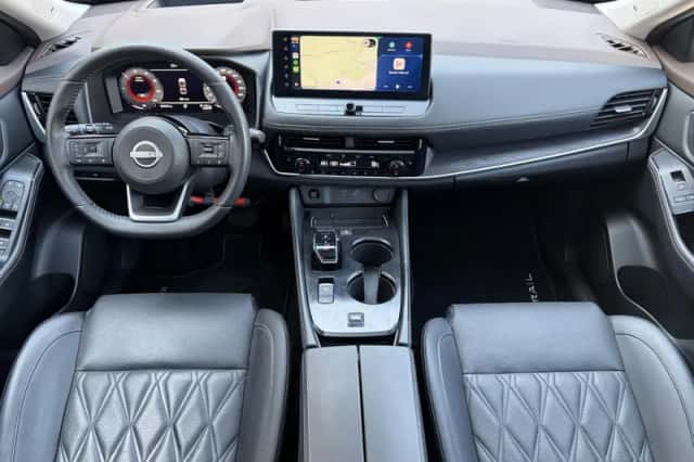 Nissan X-Trail (2023) thumbnail 2