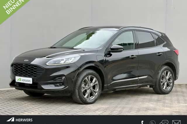 Ford Kuga (2023) thumbnail 1