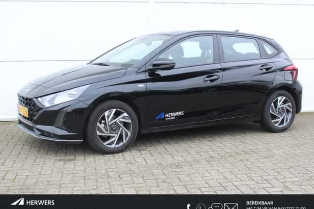 Hyundai i20 (2024) thumbnail 1