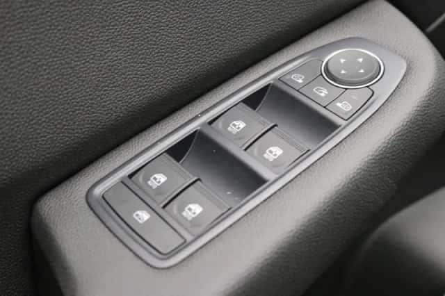 Mitsubishi Colt (2025) thumbnail 8