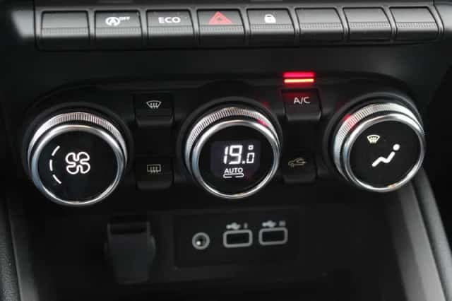 Mitsubishi Colt (2025) thumbnail 4