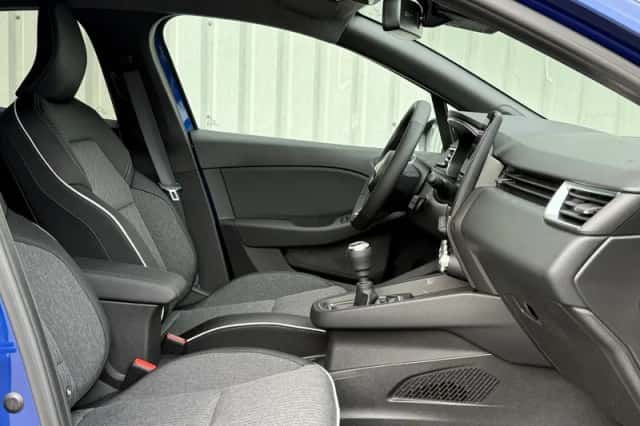 Mitsubishi Colt (2025) thumbnail 25